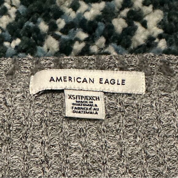 American Eagle oversized XS cropped twisted waffle knit light sweater Gray - Picture 3 of 3